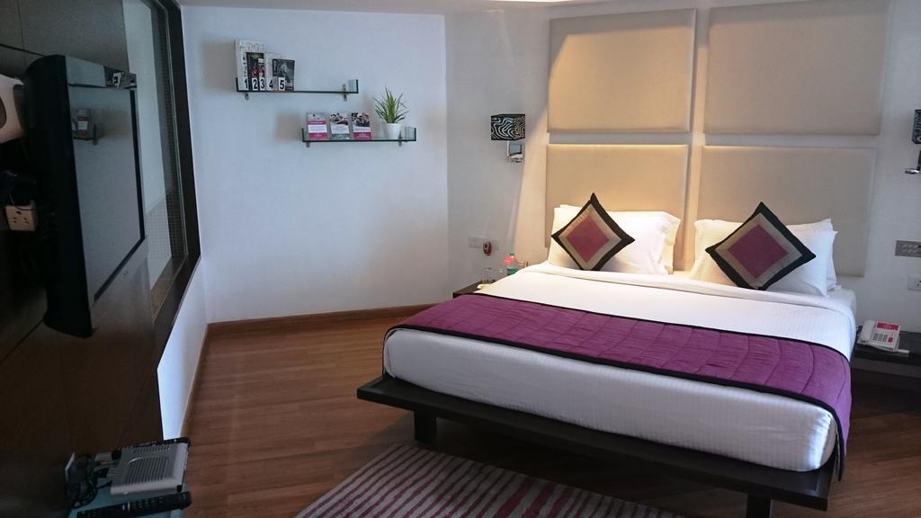 Ramada By Wyndham Navi Mumbai Hotel Ngoại thất bức ảnh